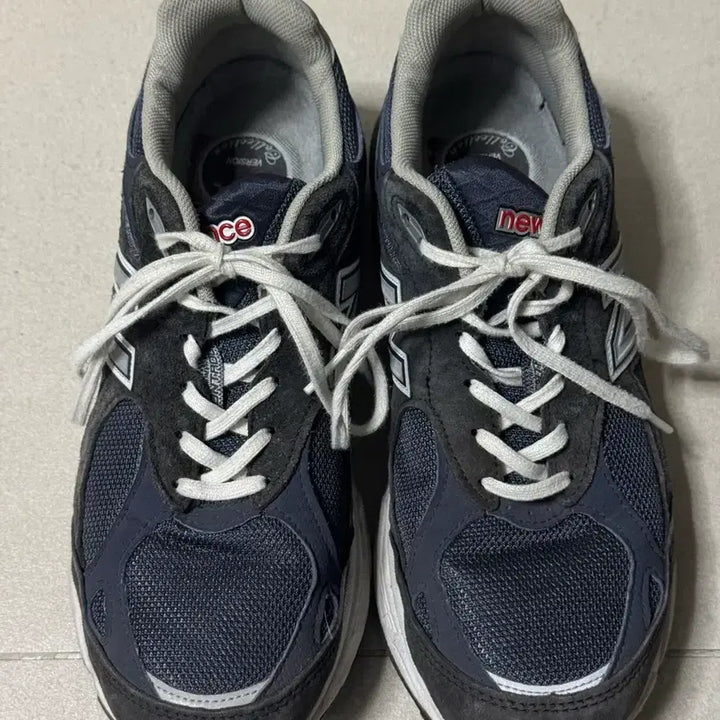 [BUNJANG] New Balance 990v3 Navy Sneakers / 뉴발란스 990v3 네이비 280mm