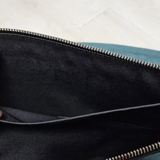[BUNJANG] Louis Vuitton Damier Ebene Clutch / 루이비통 다미에 클러치