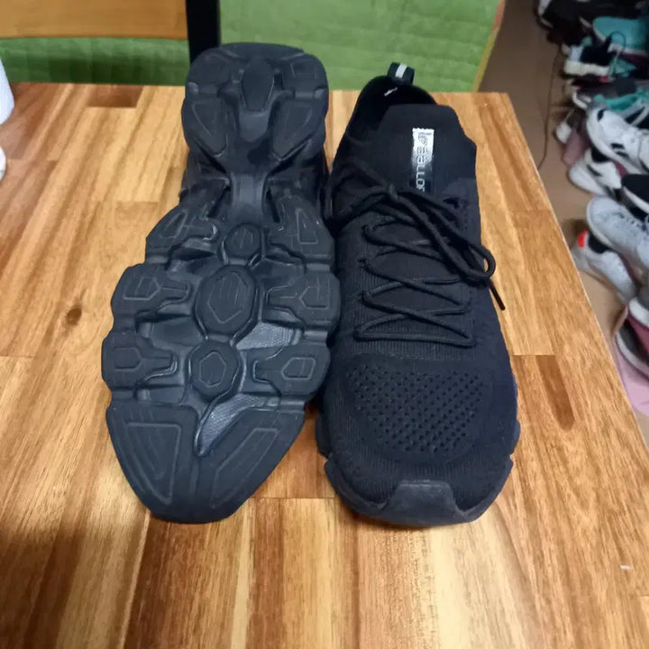 [BUNJANG] Sneakers (Size 270) / 운동화 270