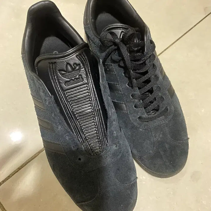[SOLD OUT] 아디다스 가젤 블랙 265