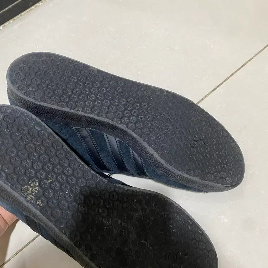 [SOLD OUT] 아디다스 가젤 블랙 265
