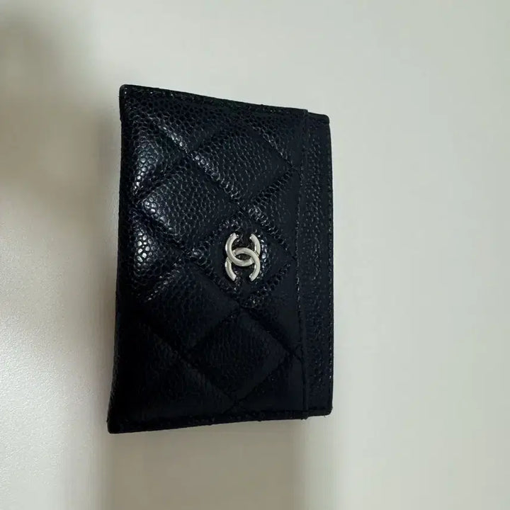 [BUNJANG] Chanel Classic Card Holder Grainy Calfskin Black / 샤넬 클래식 카드 홀더 그레인드 카프스킨 &amp; 실버 메탈 블랙