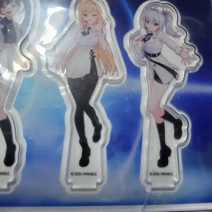 [BUNJANG] Isegye Idol Acrylic Stand Diorama / 이세계아이돌 아크릴 스탠드 디오라마 팝니다