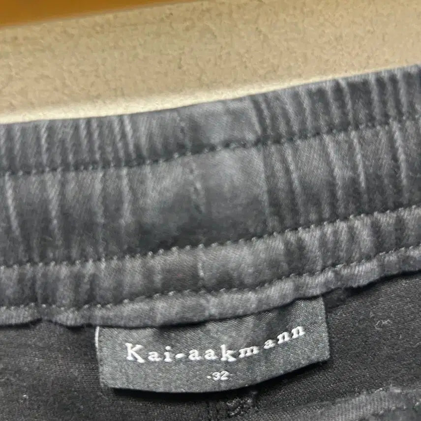 [BUNJANG] Kai-aakmann 32 Black Cargo Jogger Pants / Kai-aakmann 32 블랙 카고 조거팬