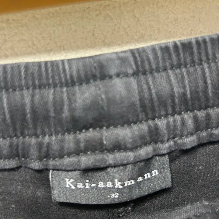 [BUNJANG] Kai-aakmann 32 Black Cargo Jogger Pants / Kai-aakmann 32 블랙 카고 조거팬