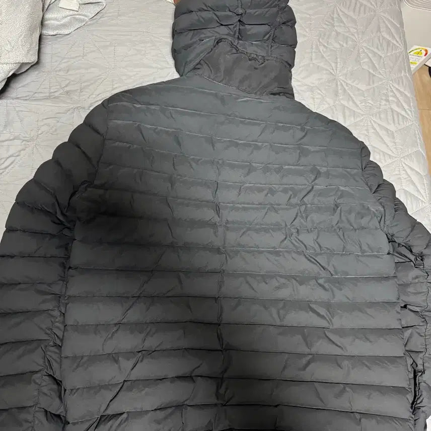 [SOLD OUT] [XL] 스톤아일랜드 룸우븐 경량패딩 후드 자켓 집업 봄버 롱패딩