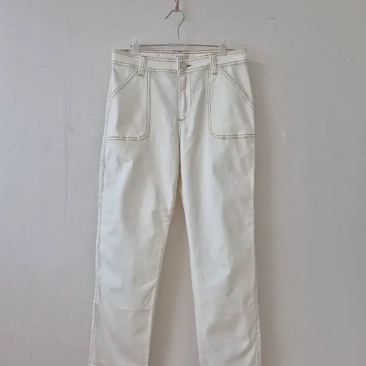 [SOLD OUT] 클로디피에르 화이트 데님팬츠