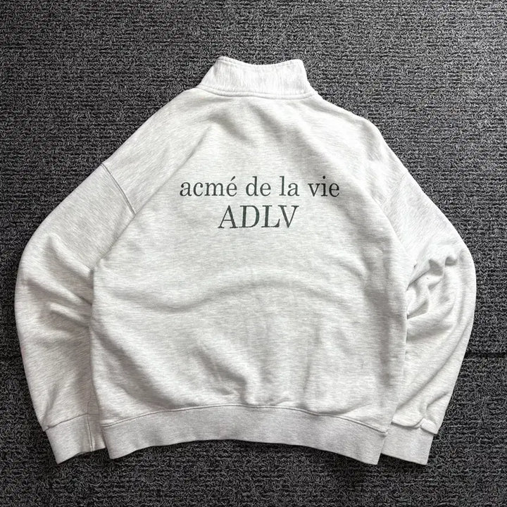 [BUNJANG] Acme De La Vie Big Logo Half Zip Sweatshirt / 아크메드라비 빅로고 스웻 반집업 3762
