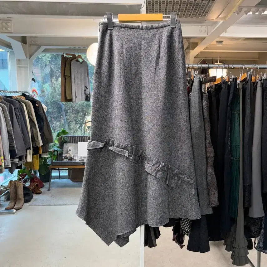 [BUNJANG] SENSEO UNICO Asymmetric Wool Skirt / 센소유니코 비대칭 울 스커트