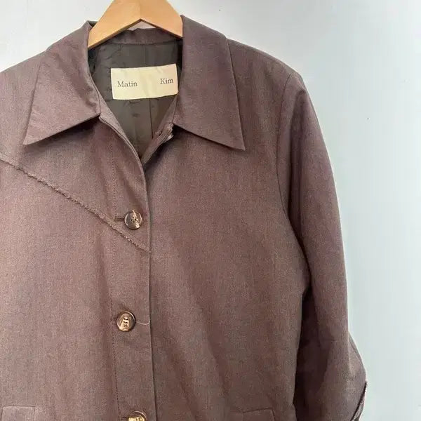 [SOLD OUT] 프리 간절기 봄 코트 마뗑킴 싱글 벨티드 롱 트렌치 코트 브라운