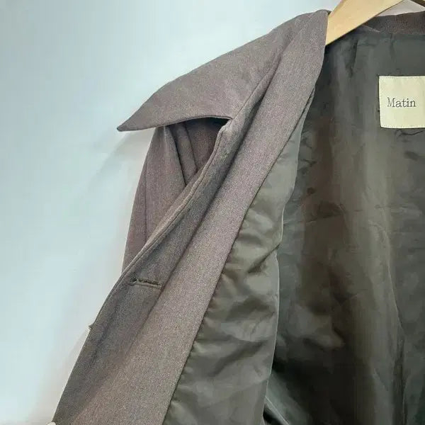 [SOLD OUT] 프리 간절기 봄 코트 마뗑킴 싱글 벨티드 롱 트렌치 코트 브라운