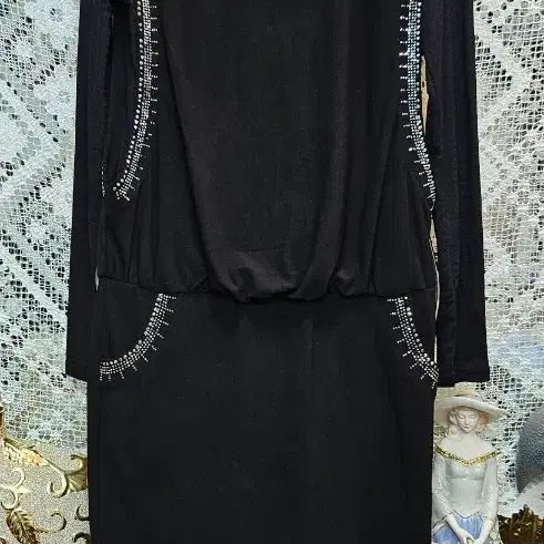 [BUNJANG] JM Black Long Sleeve Cubic Embellished Dress / JM 블랙 롱슬리브 큐빅 장식 원피스