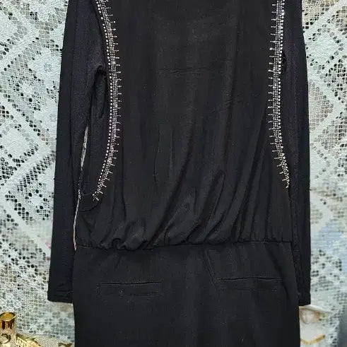 [BUNJANG] JM Black Long Sleeve Cubic Embellished Dress / JM 블랙 롱슬리브 큐빅 장식 원피스