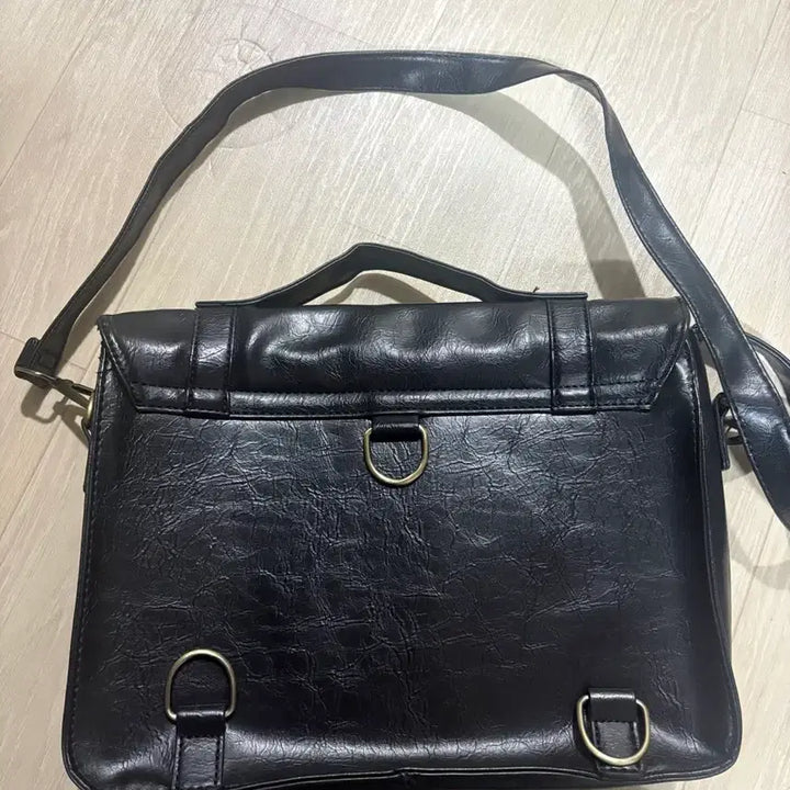 [BUNJANG] Vintage Leather Shoulder Bag / 빈티지 가죽 가방