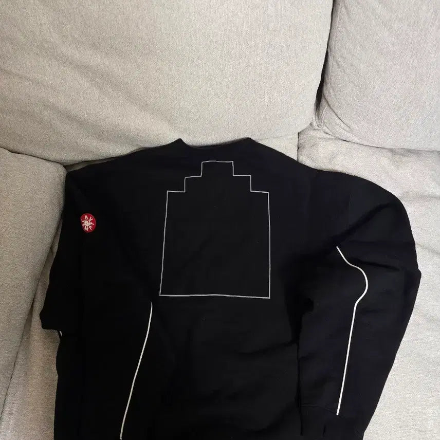 [BUNJANG] Cav Empt Black M Sweatshirt / 카브엠트 맨투맨 블랙 M