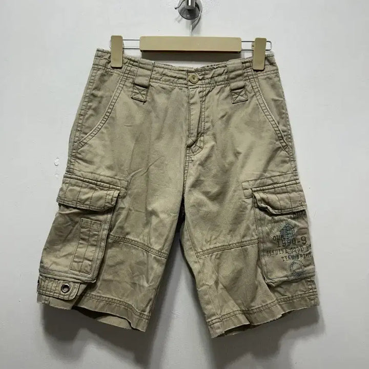[SOLD OUT] 카키색 카고 반바지 70