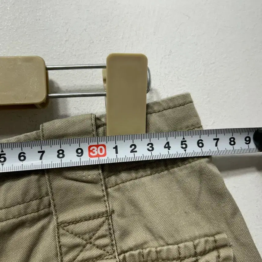 [SOLD OUT] 카키색 카고 반바지 70