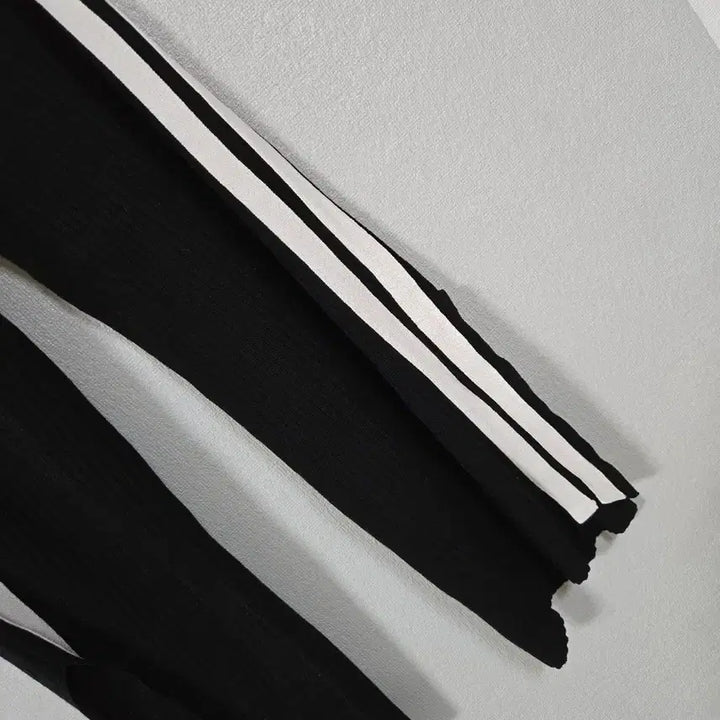 [BUNJANG] Black Side Line Knit Pants / 블랙 사이드라인 니트 팬츠 55~66