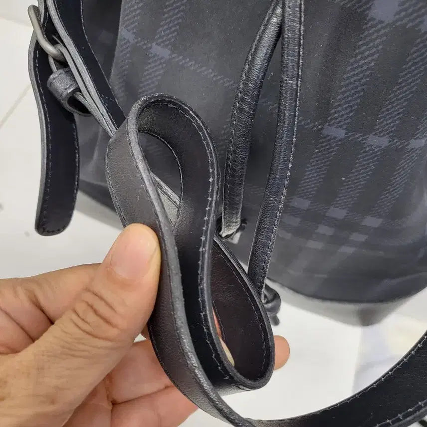 [BUNJANG] Burberry Classic Bucket Bag / 버버리클래식복조리백(무료배송)