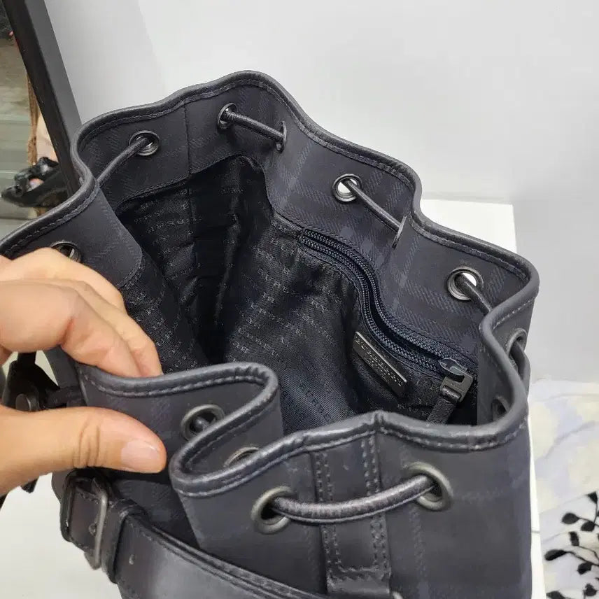 [BUNJANG] Burberry Classic Bucket Bag / 버버리클래식복조리백(무료배송)