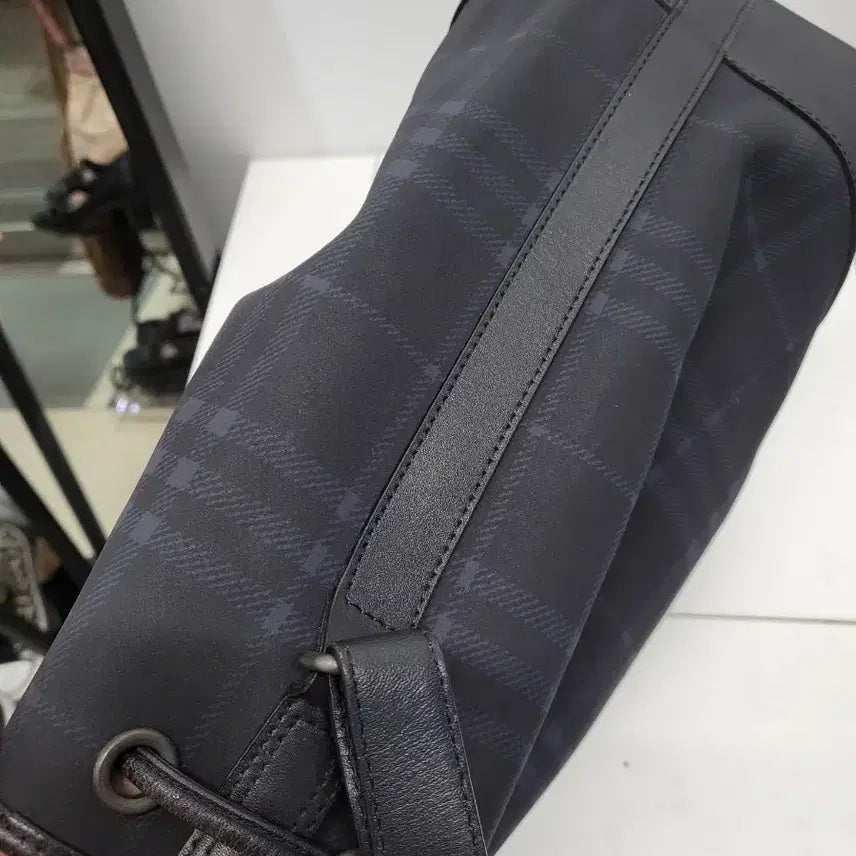 [BUNJANG] Burberry Classic Bucket Bag / 버버리클래식복조리백(무료배송)