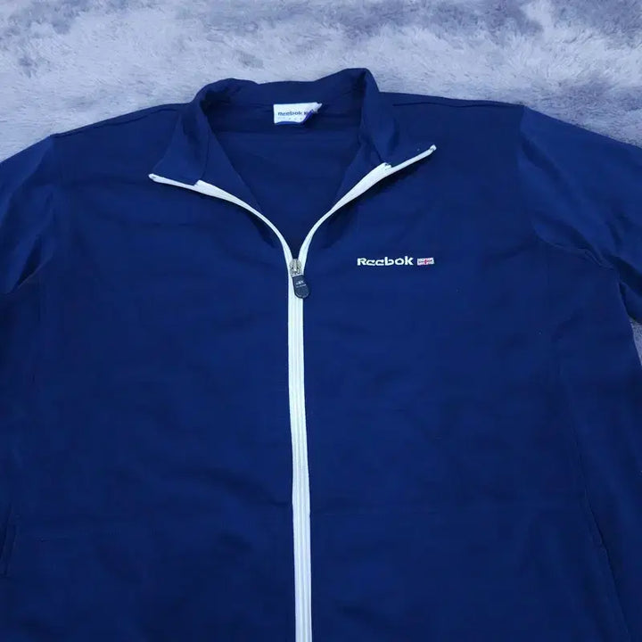 [BUNJANG] Reebok Zip-up Jacket (Size 100) / 100 리복 집업 자켓 | A
