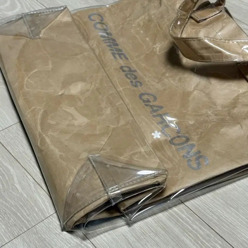 [SOLD OUT] (정품)꼼데가르송 크라프트 pvc 토트백