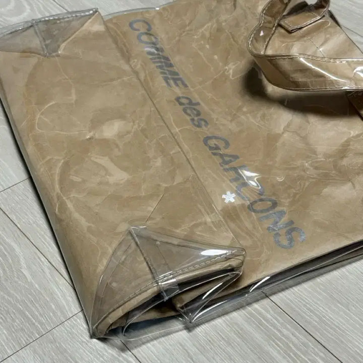 [SOLD OUT] (정품)꼼데가르송 크라프트 pvc 토트백