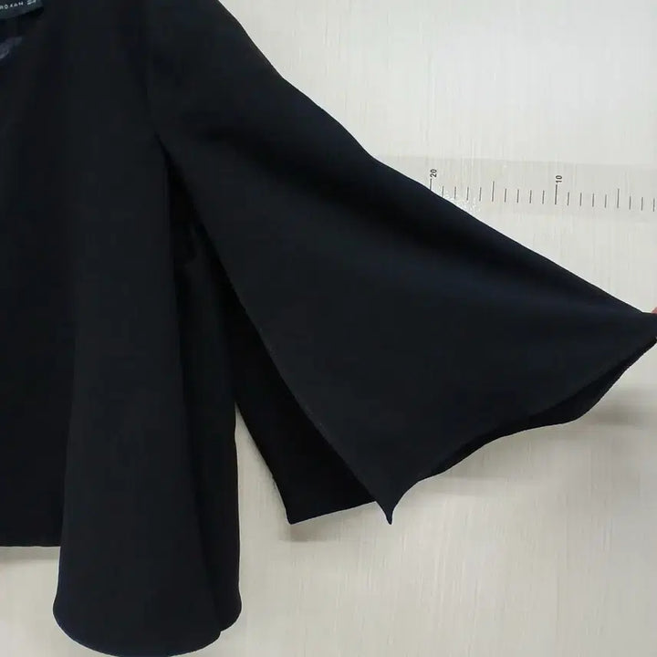 [BUNJANG] ZARA Women Black Cape Blouse / 자라 우먼 블랙 케이프 블라우스