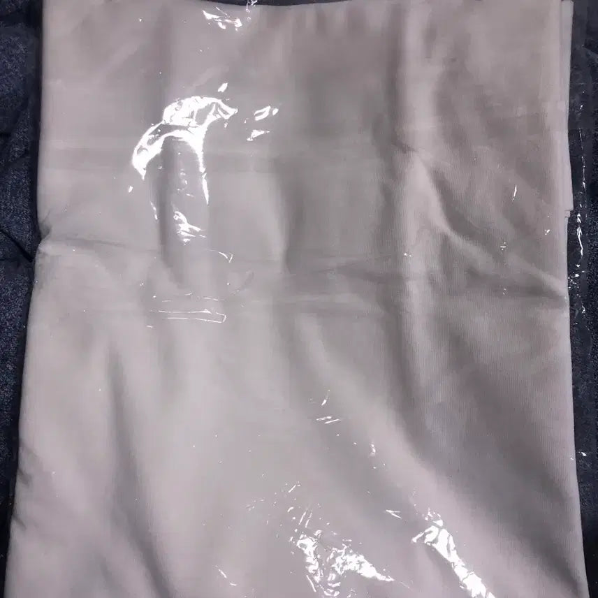 [BUNJANG] Lee Junhyuk Fanmeeting T-shirt White / 미개봉) 이준혁 팬미팅 티셔츠 화이트 트러플 버터 휩 렛미인