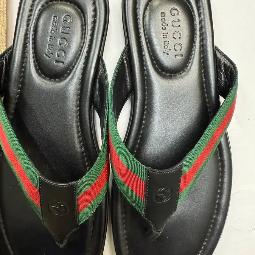 [BUNJANG] Gucci GG Black Slippers Sandals (Size 8) / 구찌 블랙 GG 슬리퍼 샌들8