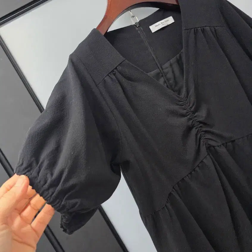 [BUNJANG] Mango Many Please Shirring Volume Dress / 망고매니플리즈 mmp  셔링 볼륨 원피스