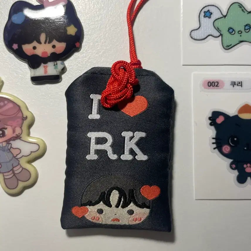 [BUNJANG] Riku Omamori Birthday Goods Bundle Set / 엔시티위시 리쿠 오마모리 뱃지 생카굿즈 양도