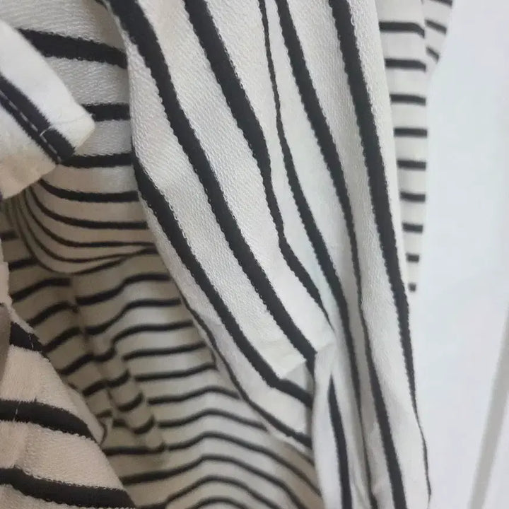 [BUNJANG] Striped Collar Neck Puff Sleeve Dress / 스트라이프 카라넥 퍼프 원피스