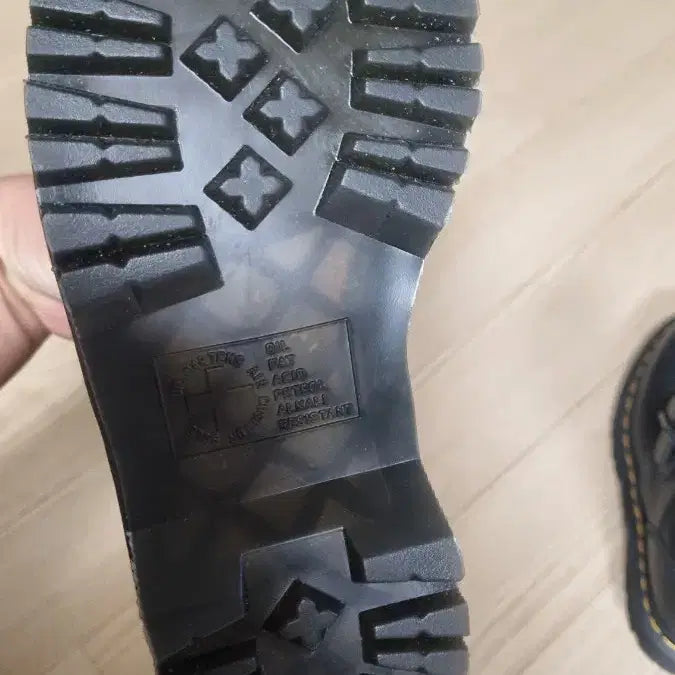 [BUNJANG] Dr. Martens Black Buckle Boots / 닥터마틴 블랙 버클 부츠..새거