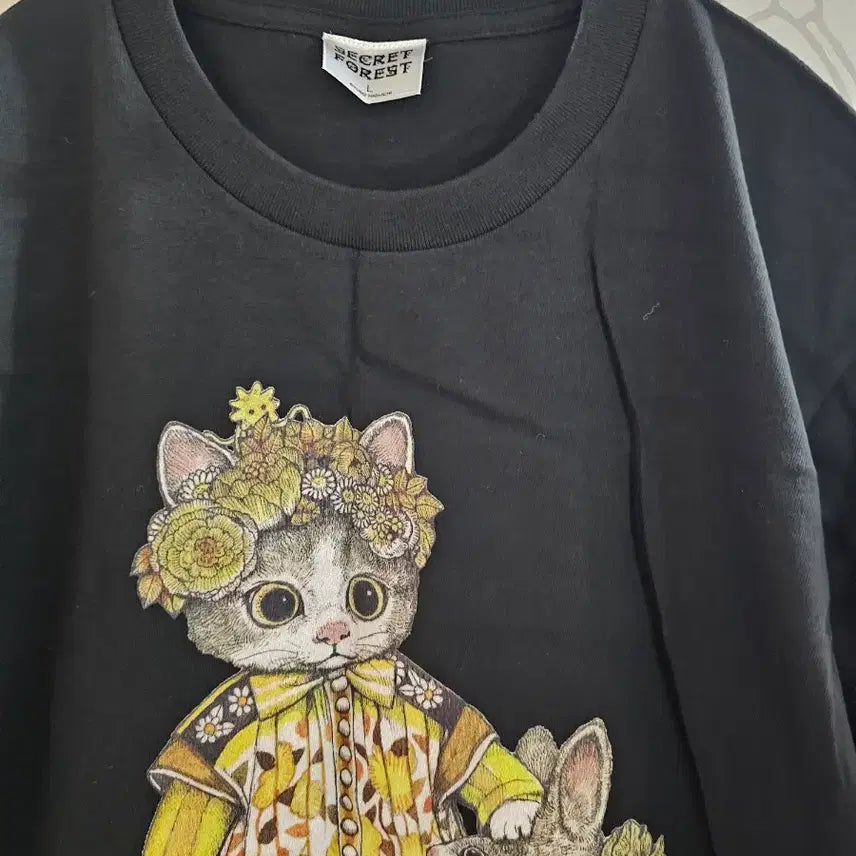 [BUNJANG] Yuko Higuchi Cat Rabbit Printed T-shirt / (착용X) 유코히구치 전시 굿즈 고양이 토끼 프린팅 반팔티 블랙