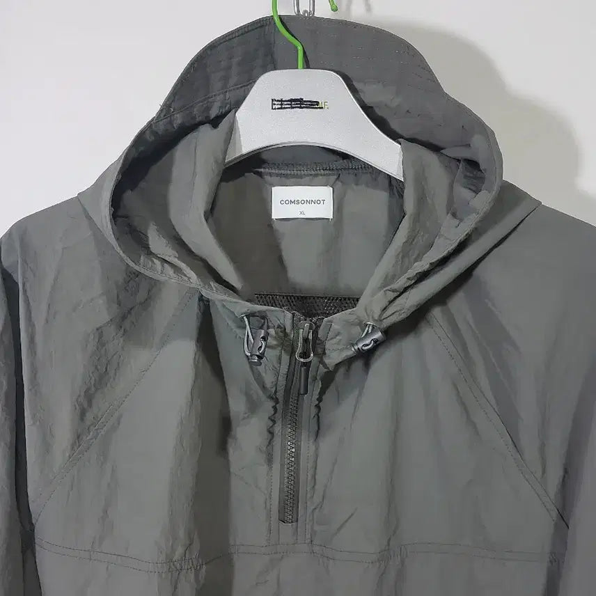 [SOLD OUT] CONSONNOT 후드 아노락 점퍼 카키