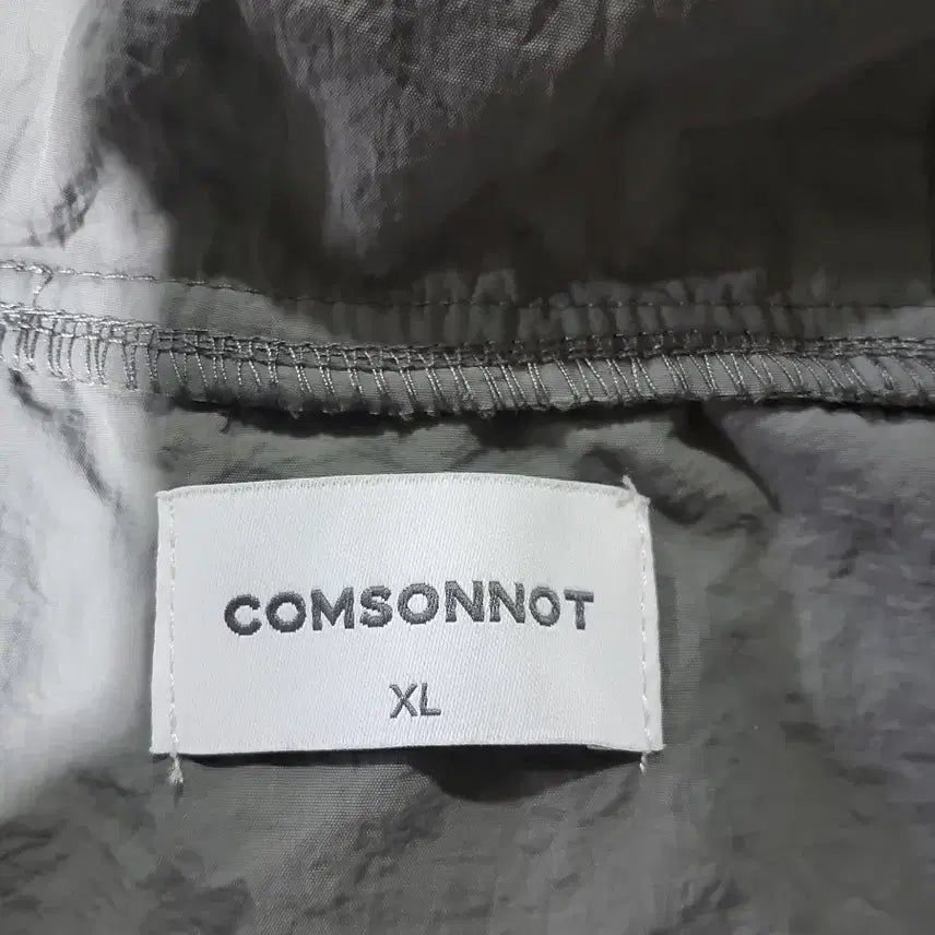 [SOLD OUT] CONSONNOT 후드 아노락 점퍼 카키