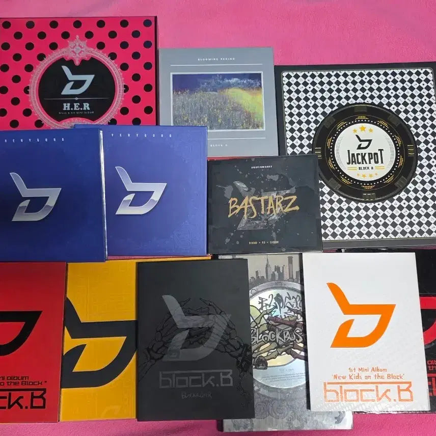 [BUNJANG] Block B Bundle Set (Album + Honeybee Lightstick + DVD) / 블락비 앨범+꿀벌봉+DVD 일괄4.0 판매합니다!!