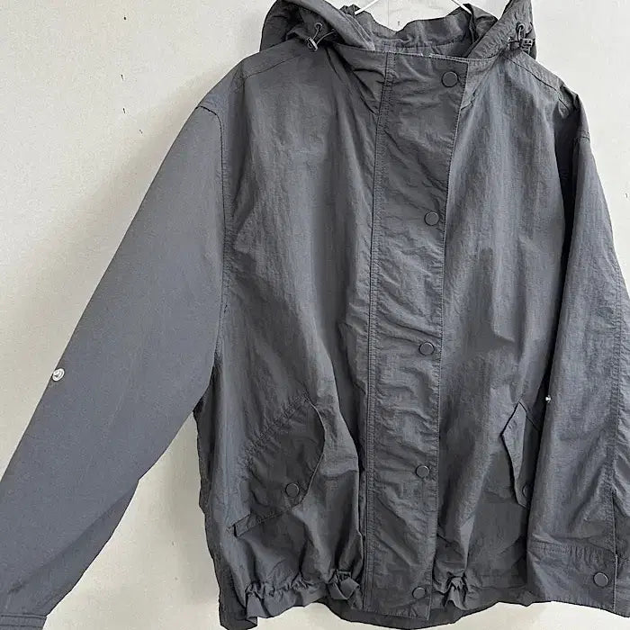 [BUNJANG] Biztine New York Windbreaker Jacket / 비즈트인뉴욕 바람막이 77사이즈
