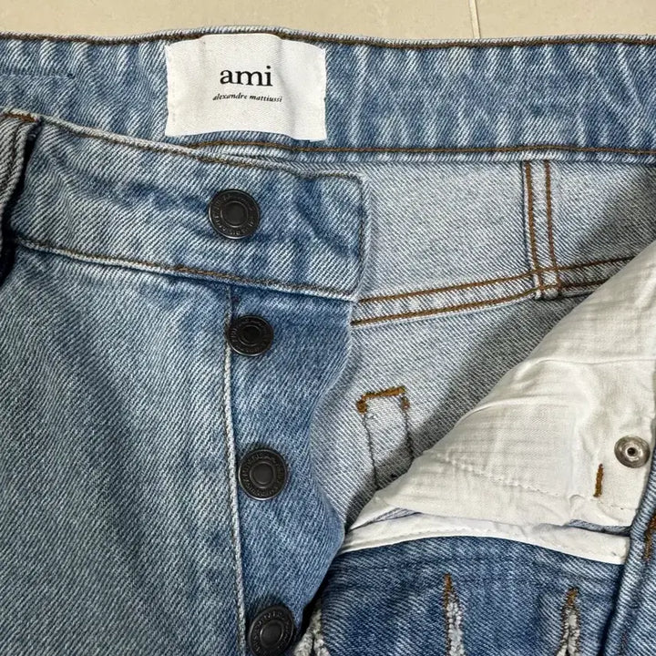 [BUNJANG] AMI Jeans 30 Tapered Fit / 아미 청바지 30
