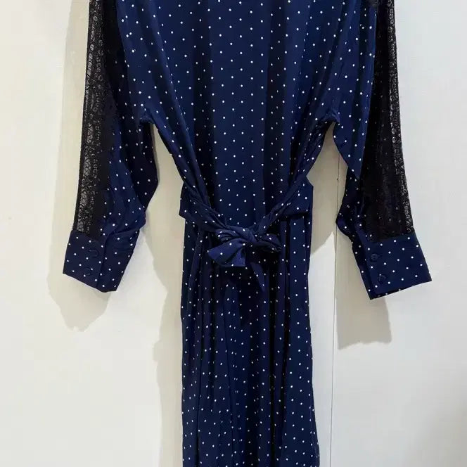 [BUNJANG] ZARA Dot Long Dress with Lace and See-through Detail / 자라 도트 롱원피스 허리리본 슬림핏 레이스 시스루 여리핏 원피스