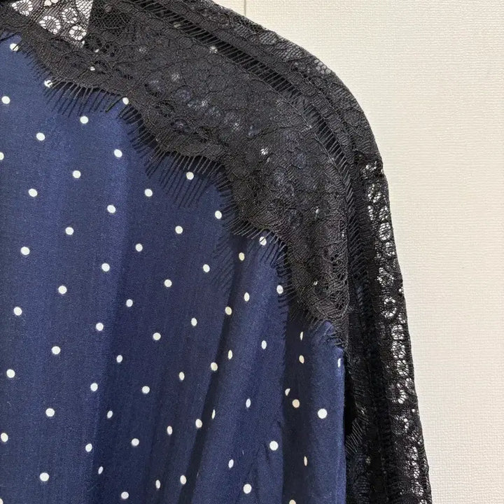[BUNJANG] ZARA Dot Long Dress with Lace and See-through Detail / 자라 도트 롱원피스 허리리본 슬림핏 레이스 시스루 여리핏 원피스