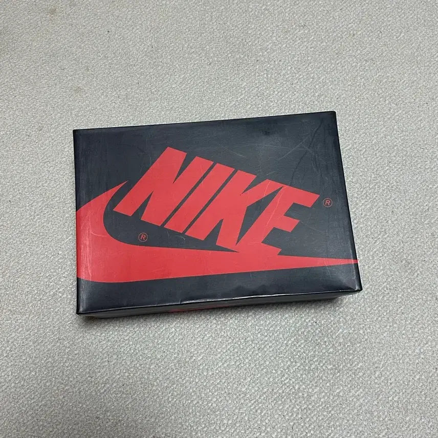 [BUNJANG] Nike Jordan 1 High Court Purple Sneakers / 조던1 하이 코트퍼플