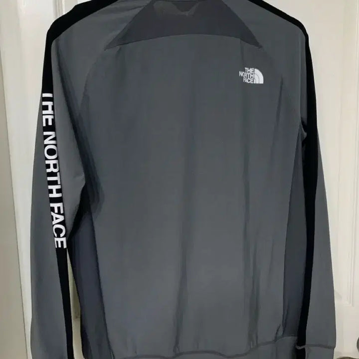 [BUNJANG] The North Face Zip-Up Jacket (Size 100) / 노스페이스 집업 100 상태좋음