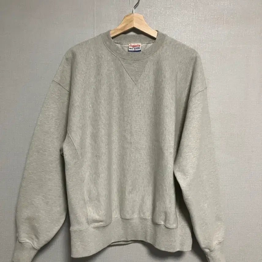 [BUNJANG] Outstanding MAX-WEIGHT Sweatshirt M / 아웃스탠딩 MAX-WEIGHT 맨투맨 M