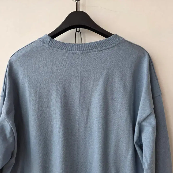 [BUNJANG] Unisex Straight Fit Blue T-Shirt / 남녀공용 블루 일자 티셔츠/새제품
