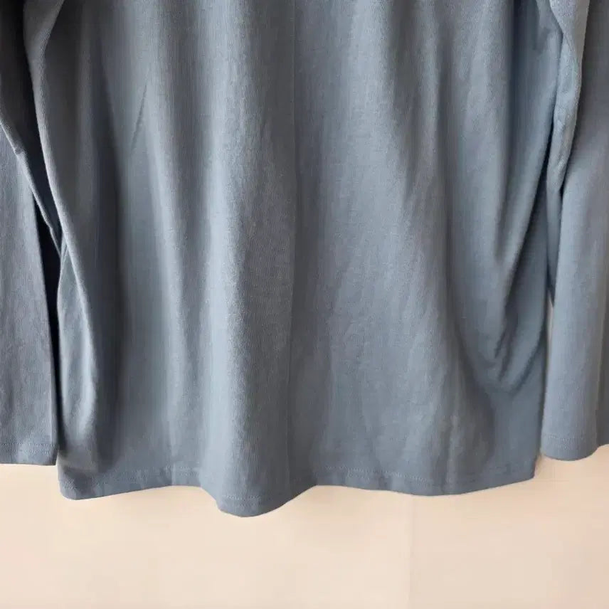 [BUNJANG] Unisex Straight Fit Blue T-Shirt / 남녀공용 블루 일자 티셔츠/새제품