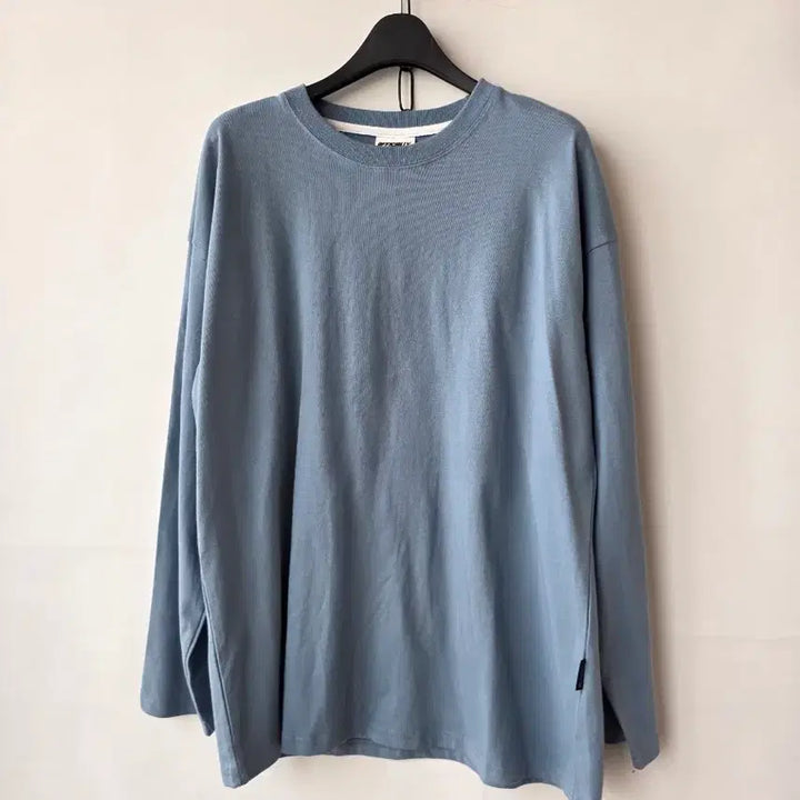 [BUNJANG] Unisex Straight Fit Blue T-Shirt / 남녀공용 블루 일자 티셔츠/새제품