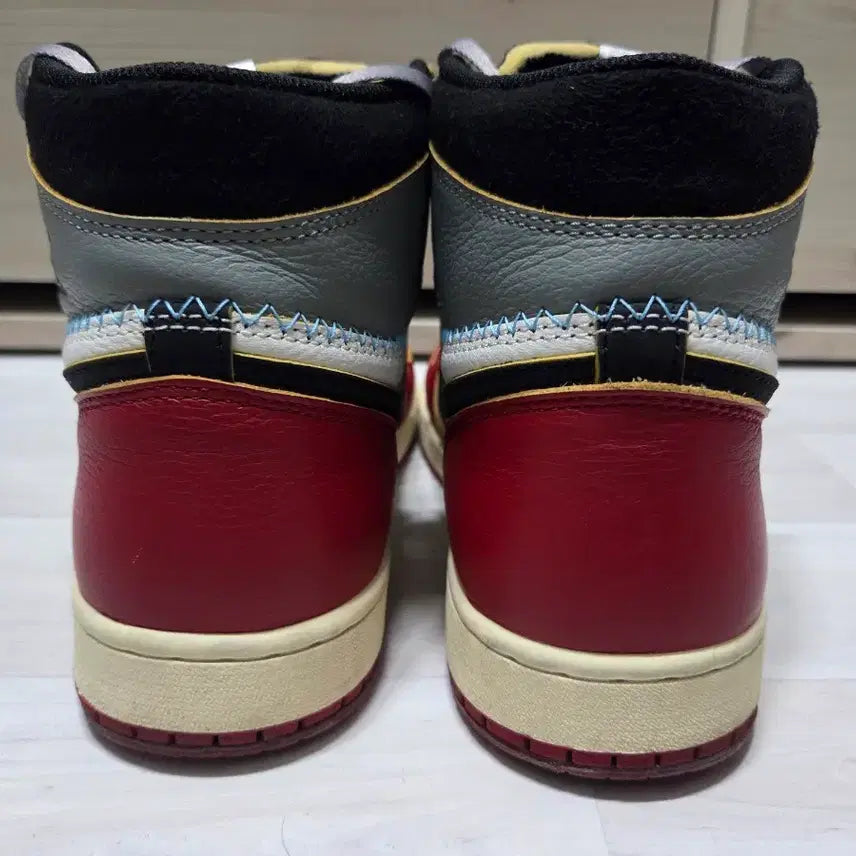 [BUNJANG] Jordan 1 Union Retro High OG Chicago Shadow 275 Sneakers / 조던 1 x 유니온 레트로 하이 OG 시카고 쉐도우 275